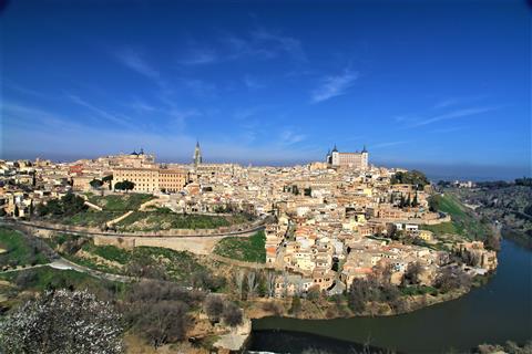 トレドにも訪れます